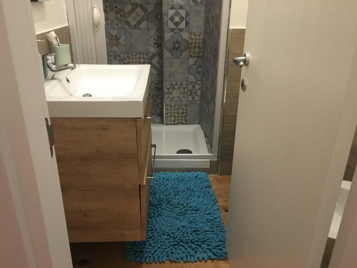 Casa "G&G Pignasecca" Apartman Nápoly Kültér fotó
